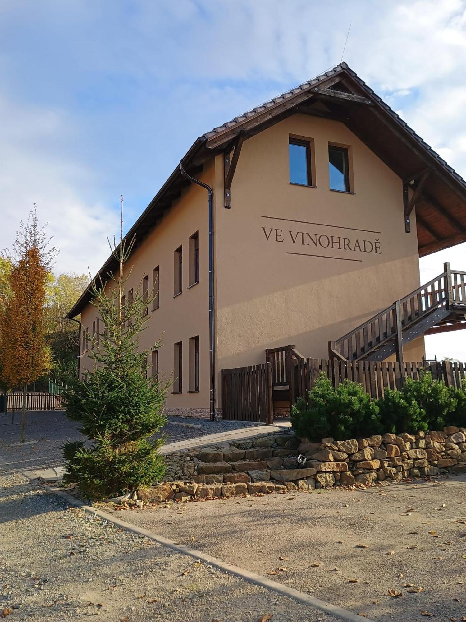 Penzion Ve Vinohrade Němčičky Exterior foto
